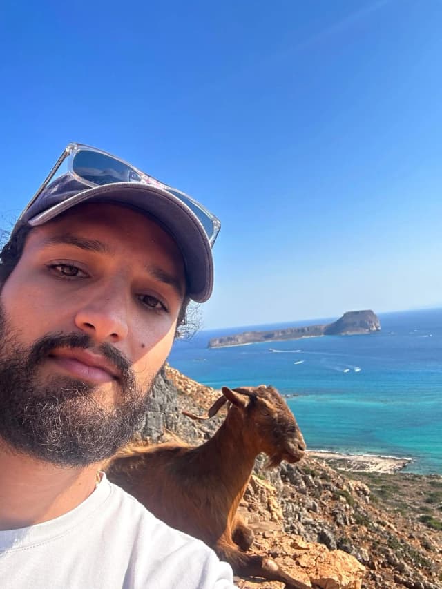 Alexander, founder of Fayra